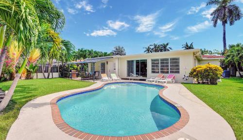 Four-Bedroom Holiday Home