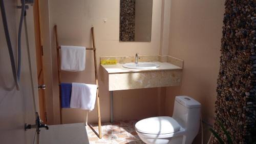 Deluxe Bamboo Bungalow