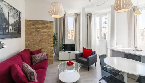 Two-Bedroom Apartment with City View