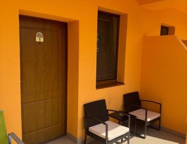 One-Bedroom Apartment with Balcony