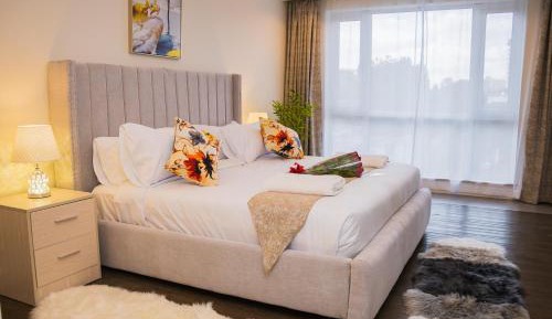 One-Bedroom Apartment with Balcony and City View