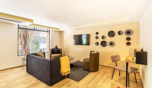 Two bedroom deluxe apartment