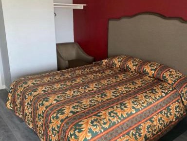 Deluxe Double Room with Shower