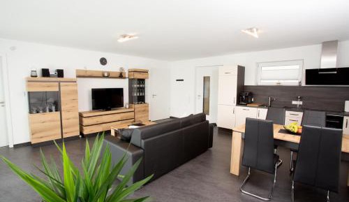 One-Bedroom Apartment with Garden