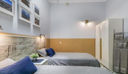 Twin Room with Shared Bathroom