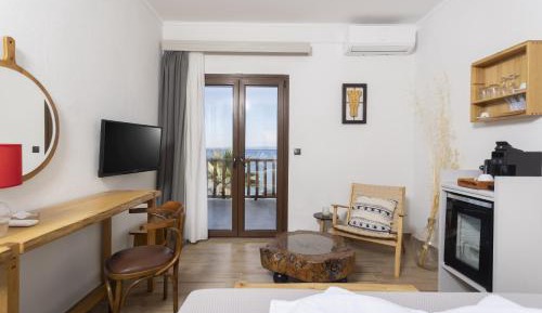 Deluxe Double or Twin Room with Sea View