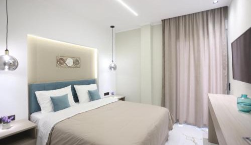 One-Bedroom Apartment with City View