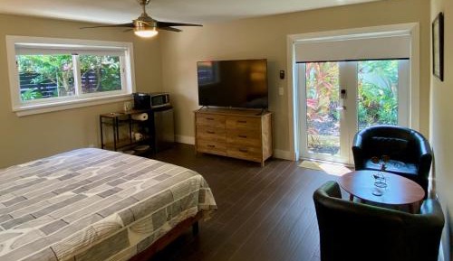King Room with Pool View