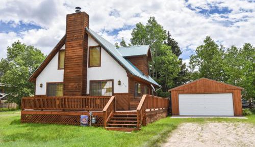 Two-Bedroom Holiday Home