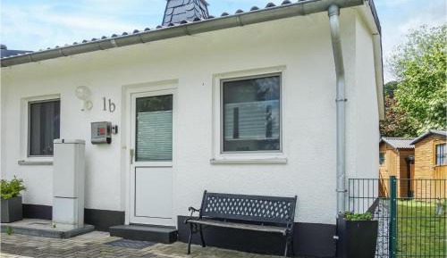 One-Bedroom Holiday Home