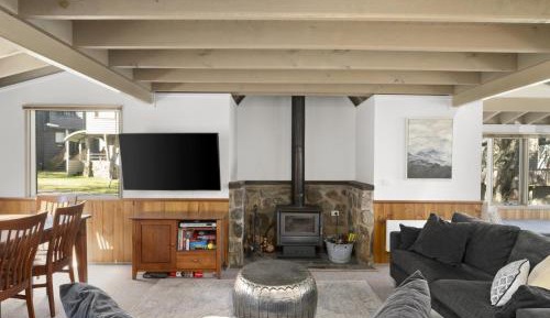 Three-Bedroom Chalet