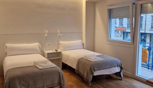 Superior Twin Room with City View