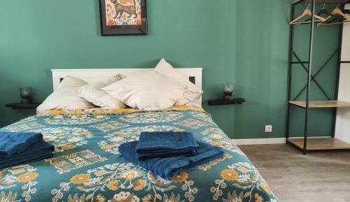 Deluxe Double Room with Extra Bed