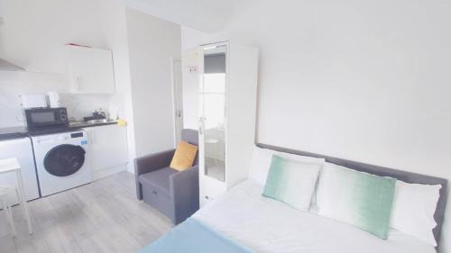 One-Bedroom Standard Apartment