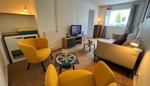 Three-Bedroom Holiday Home 