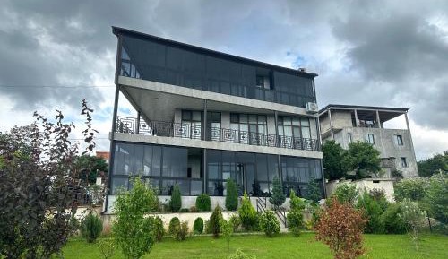 Two-Bedroom Apartment with Balcony and Sea View