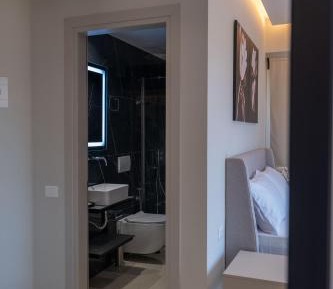 King Room with Mountain View