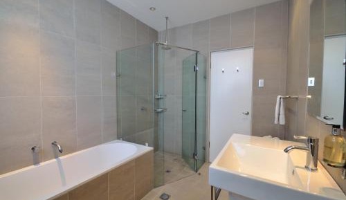 Premier King Room with Ocean View