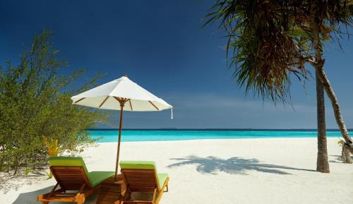 	 Beach Villa with Private Pool I Personal Butler & Private Beach Access I Kids Club Access I Group Yoga Session I Non-Motorized Water Sports including Snorkeling Gear