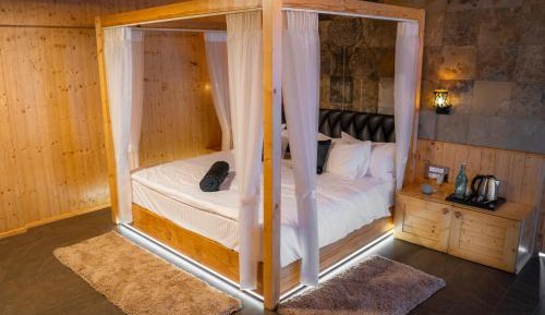 King Room with Balcony