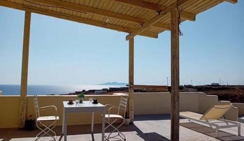 One-Bedroom Apartment with Sea View and Terrace