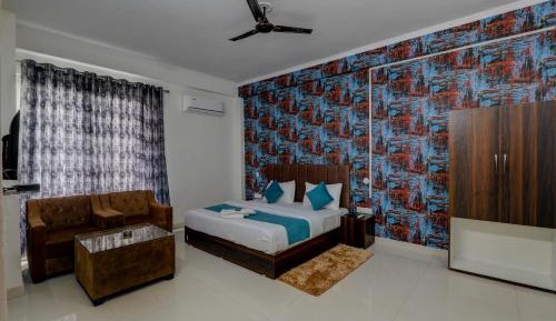 Deluxe Double Room with Balcony