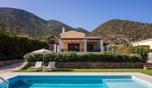 One-Bedroom Villa- Anemone