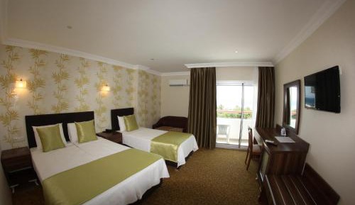 Superior Triple Room with Sea View