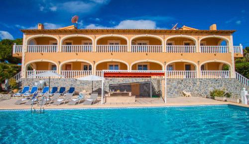 Deluxe Villa