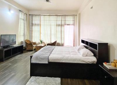 King Room with Mountain View