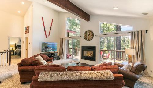 Three-Bedroom Townhouse