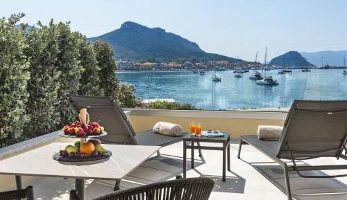 Deluxe Double or Twin Room with Sea View