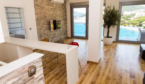 Three-Bedroom Apartment with Sea View