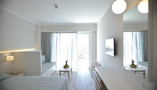 Superior Double Room with Inland View