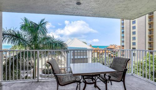 Two Bedroom Apartment 