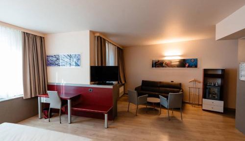 Junior Suite with Balcony