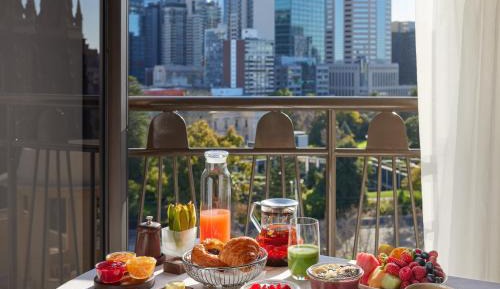 Deluxe King Room with View