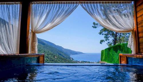 Suite with Spa Bath