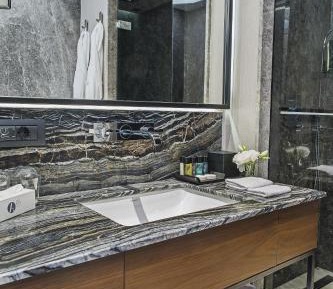 Deluxe Double or Twin Room with Sea View