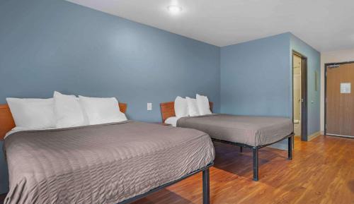 Double Room with Two Double Beds - Non-Smoking