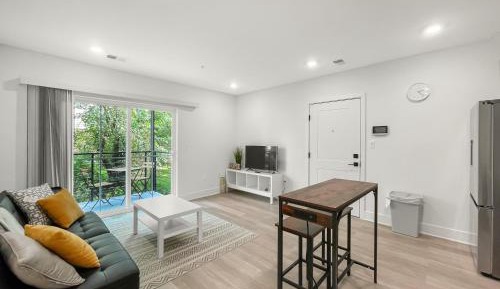 Apartment with Balcony
