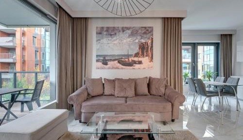 Superior Apartment