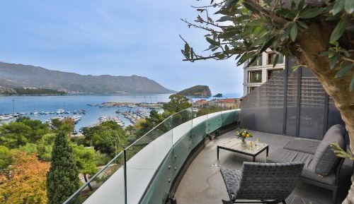 Apartment with Sea View