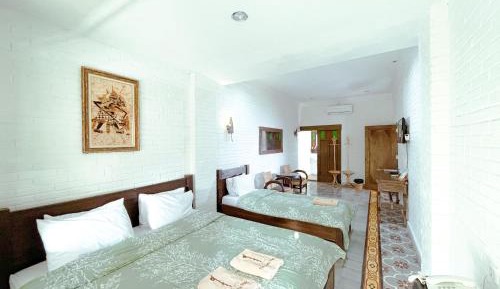 Triple Room with Balcony