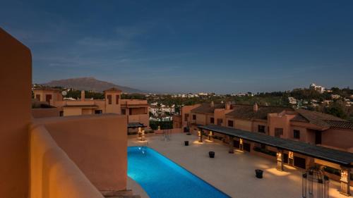 PREMIUM TWO BEDROOM APARTMENT WITH VIEWS