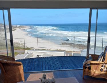 Deluxe Double or Twin Room with Sea View