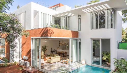 VianaarEscapes-LaCovelo-3bhk Modern villa in Parra