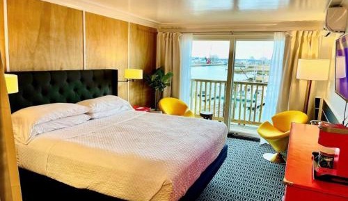 Superior King Room