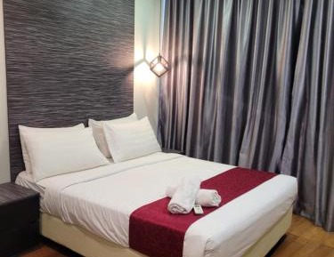 Deluxe Two-Bedroom Suite (High Floor)
