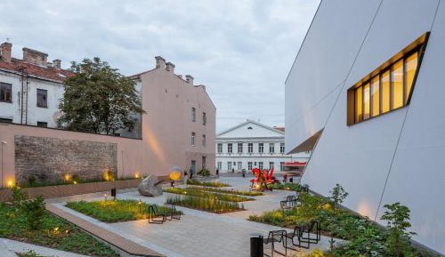 Apartment with Terrace